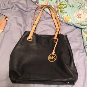 MK medium tote